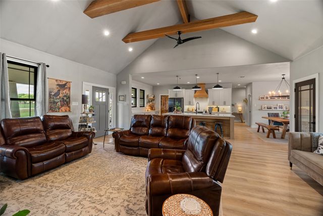 100 Tall Grass Court, Weatherford, TX 76087