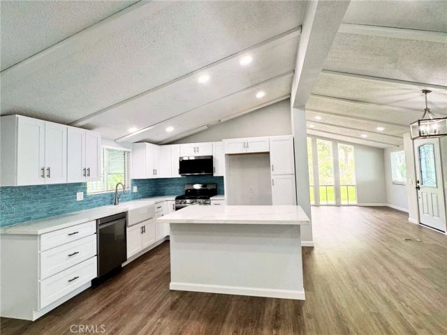 21214 Seep Willow Way 273, Canyon Country, CA 91351