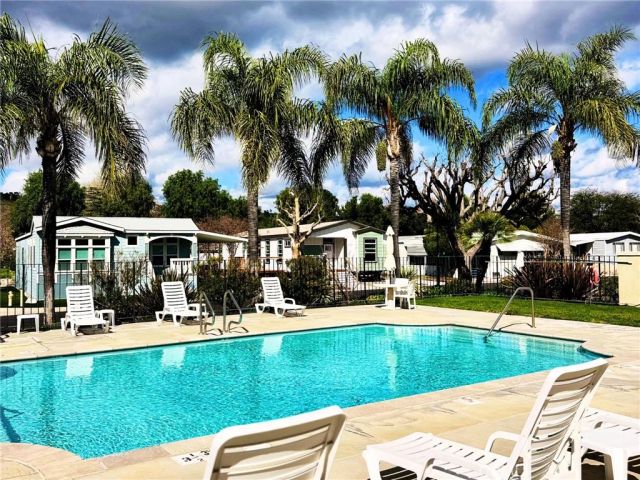 21214 Seep Willow Way 273, Canyon Country, CA 91351