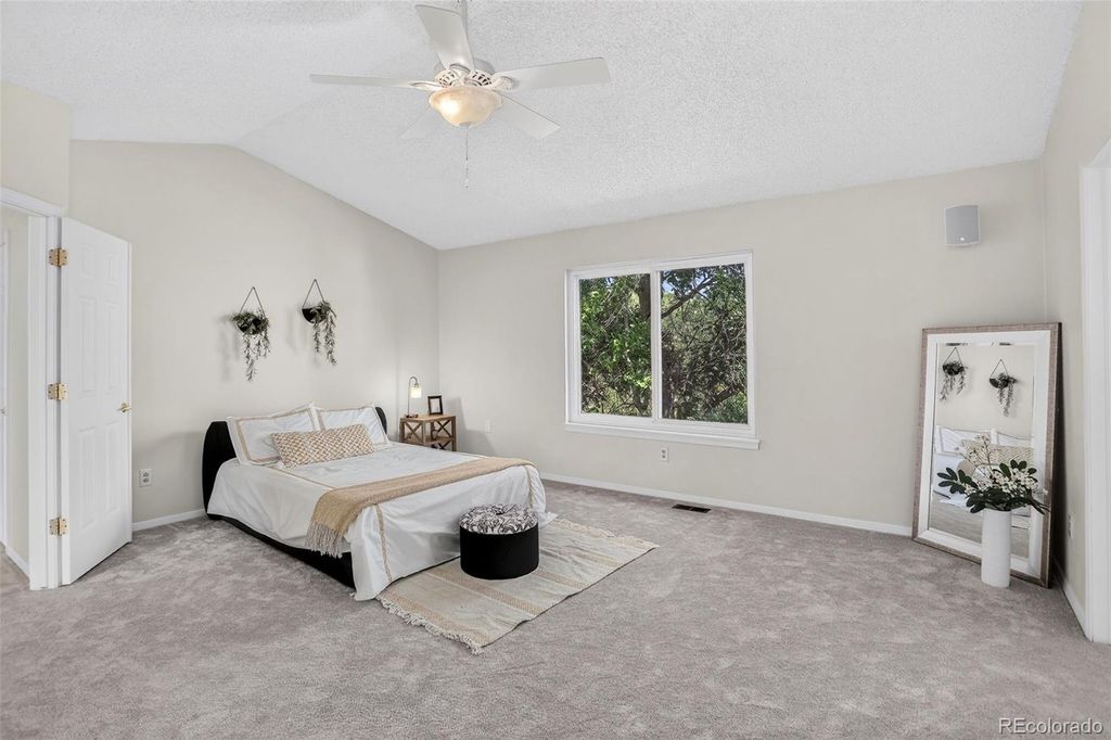 Image 14 of property listing at 16392 E Hialeah Drive, Centennial, CO 80015