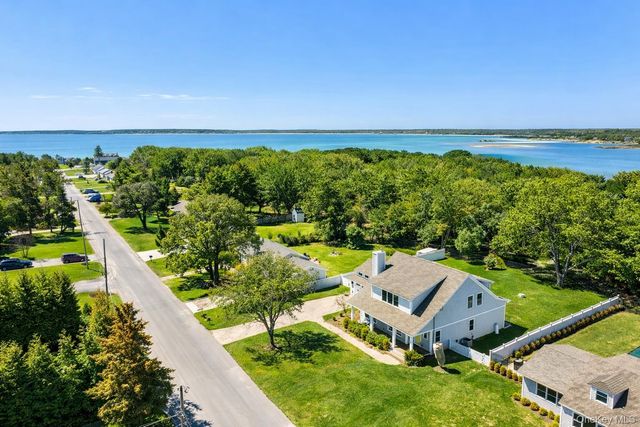 700 Gin Lane, Southold, NY 11971