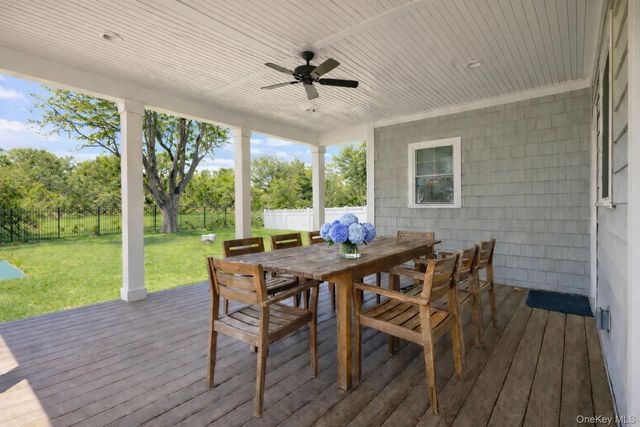700 Gin Lane, Southold, NY 11971