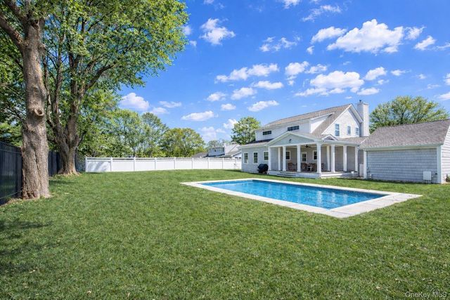 700 Gin Lane, Southold, NY 11971