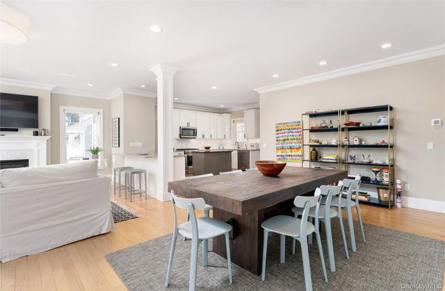 700 Gin Lane, Southold, NY 11971