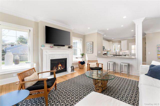 700 Gin Lane, Southold, NY 11971