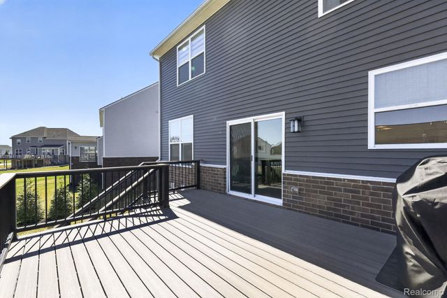 26512 International Drive, Lyon Charter Township, MI 48178