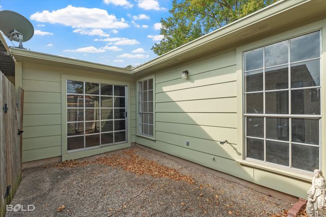 411 Stratmore Drive, Shreveport, LA 71115