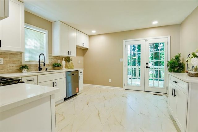 1116 Havel SW Drive, Marietta, GA 30008