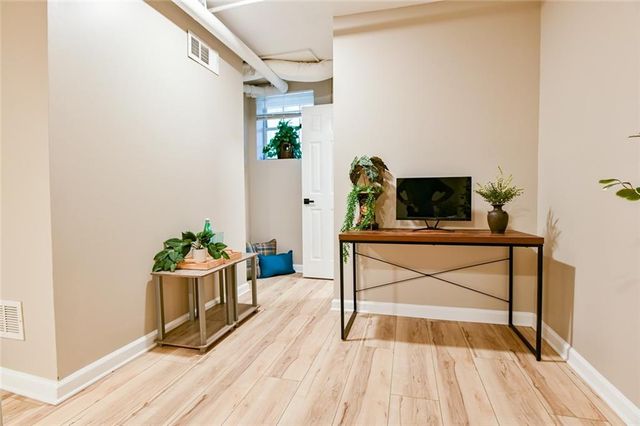 1116 Havel SW Drive, Marietta, GA 30008