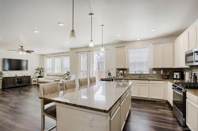 10946 Uvalda Street, Commerce City, CO 80022