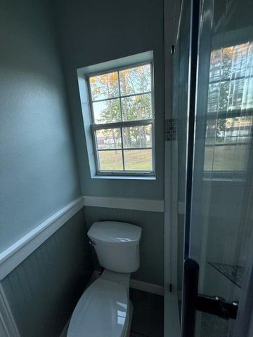 102 Bridgelanding, Onalaska, TX 77360