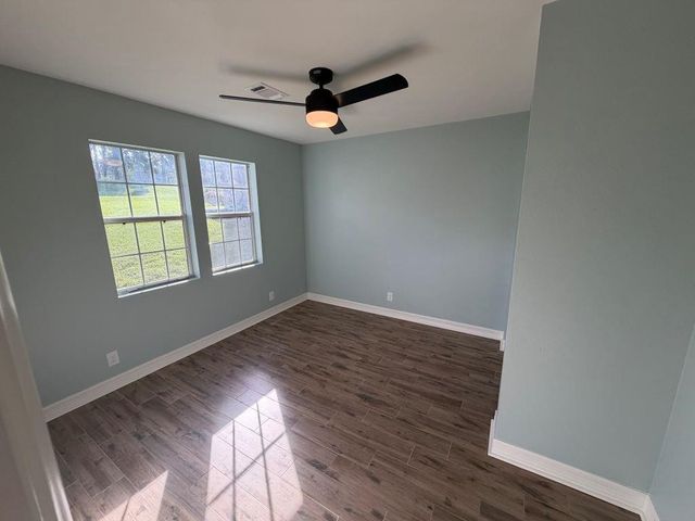 102 Bridgelanding, Onalaska, TX 77360