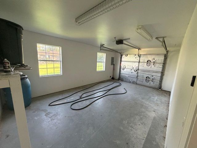 102 Bridgelanding, Onalaska, TX 77360