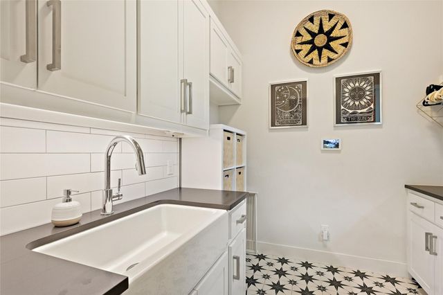 4604 Wild Cow CV, Spicewood, TX 78669