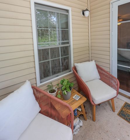 10 Vista Ridge Dr Unit 8, Londonderry, NH 03053
