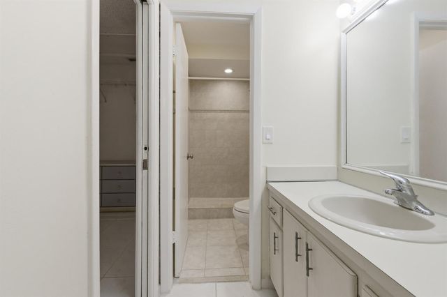 729 NW 29th Avenue D, Delray Beach, FL 33445