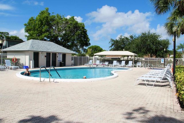 729 NW 29th Avenue D, Delray Beach, FL 33445