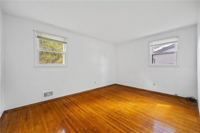 466 Mount Ridge Circle, Greece, NY 14616