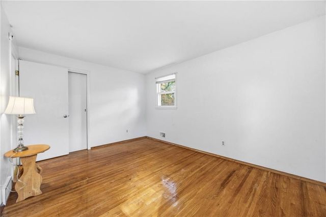 466 Mount Ridge Circle, Greece, NY 14616