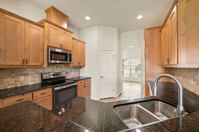3201 White Horse Drive, Granbury, TX 76049