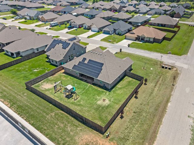 3201 White Horse Drive, Granbury, TX 76049