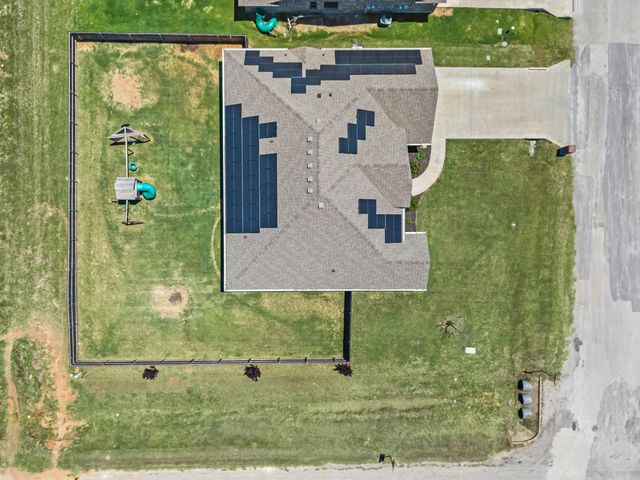 3201 White Horse Drive, Granbury, TX 76049