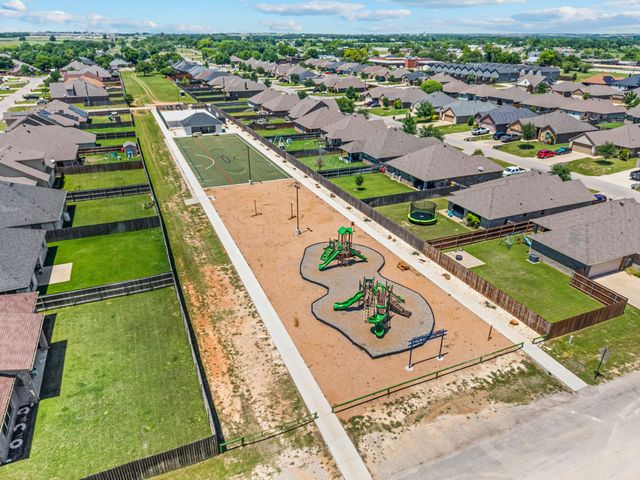 3201 White Horse Drive, Granbury, TX 76049