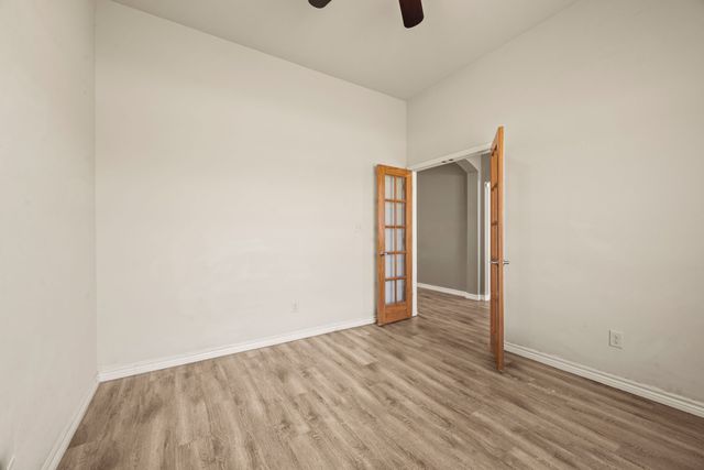 3201 White Horse Drive, Granbury, TX 76049