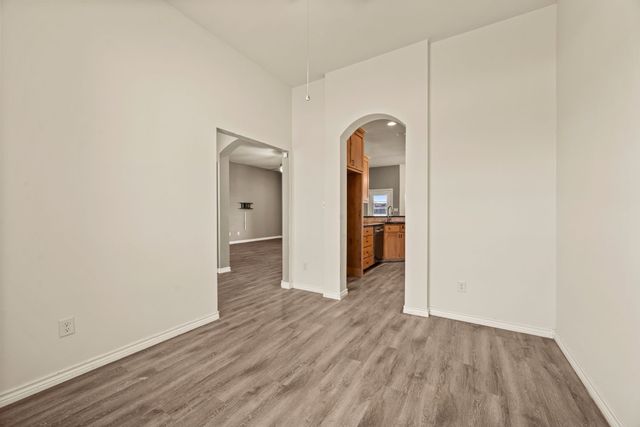 3201 White Horse Drive, Granbury, TX 76049