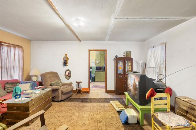 621 10th ST, Lexington, TX 78947