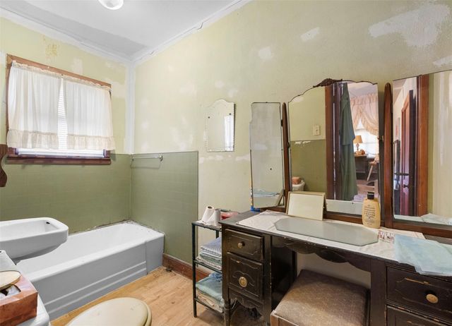 621 10th ST, Lexington, TX 78947