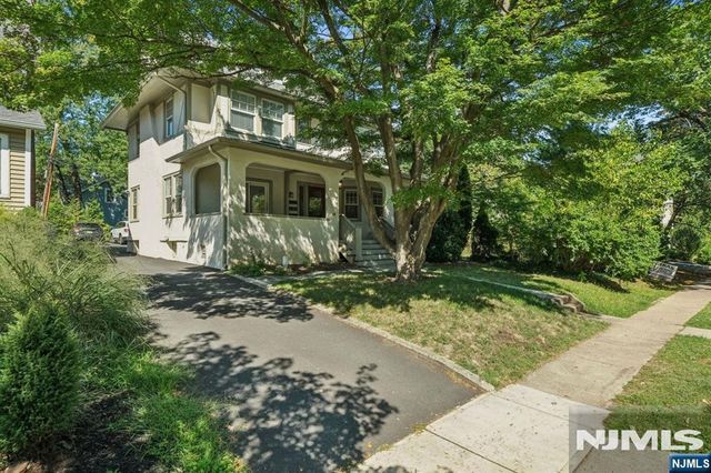132 Midland 2, Montclair, NJ 07042