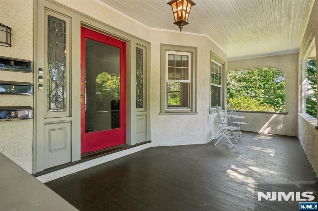 132 Midland 2, Montclair, NJ 07042