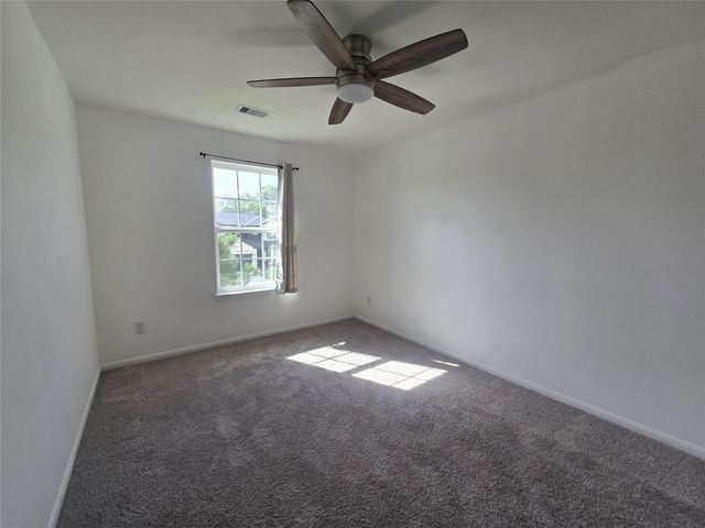 7318 Parkview Drive, Hitchcock, TX 77563