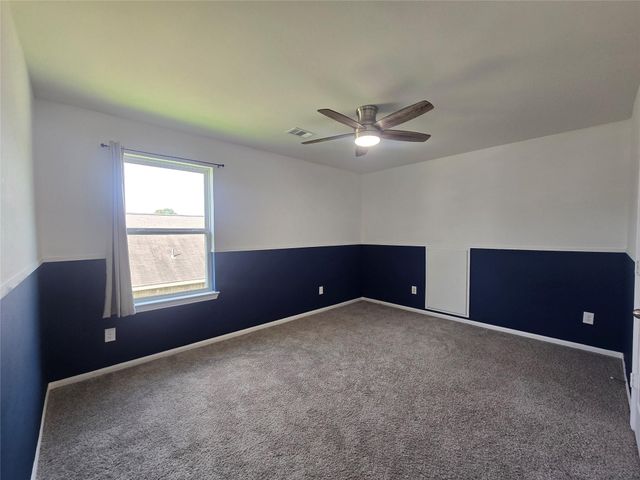 7318 Parkview Drive, Hitchcock, TX 77563