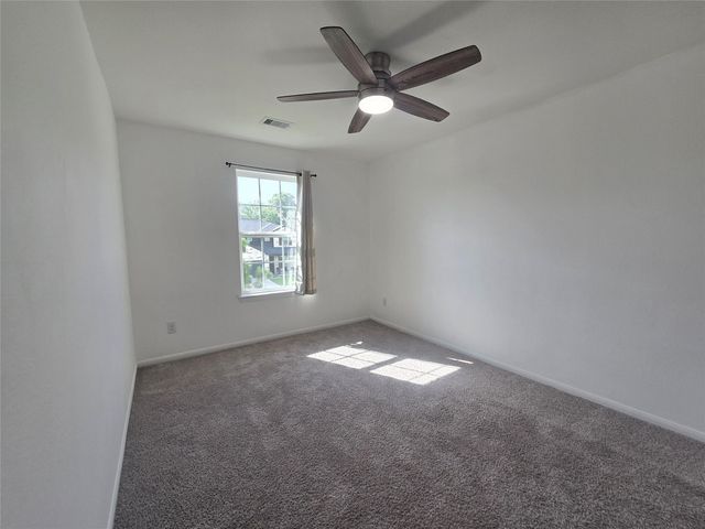 7318 Parkview Drive, Hitchcock, TX 77563