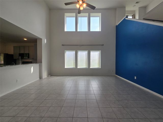7318 Parkview Drive, Hitchcock, TX 77563