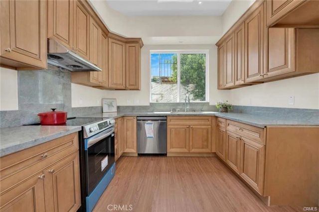 320 A S. Lincoln Avenue, Monterey Park, CA 91755