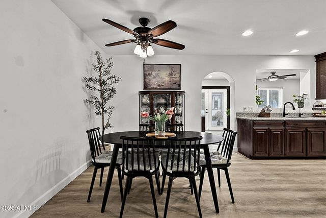 1535 E KENWOOD Street, Mesa, AZ 85203