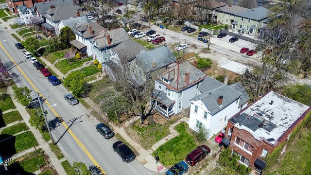 418 E 17th Avenue, Columbus, OH 43201