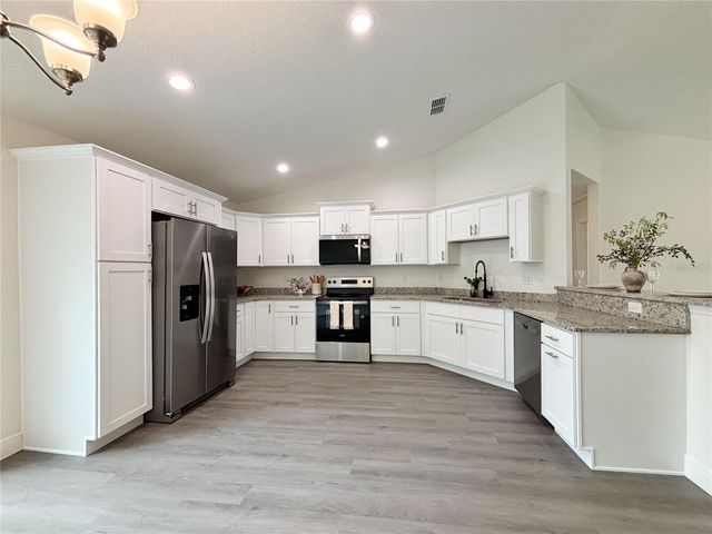 2545 SW BREEZY POINT DRIVE, Dunnellon, FL 34431