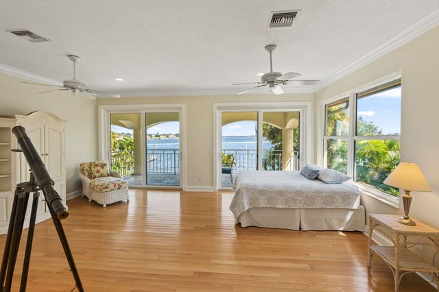 3984 SE Old St Lucie Boulevard, Stuart, FL 34996