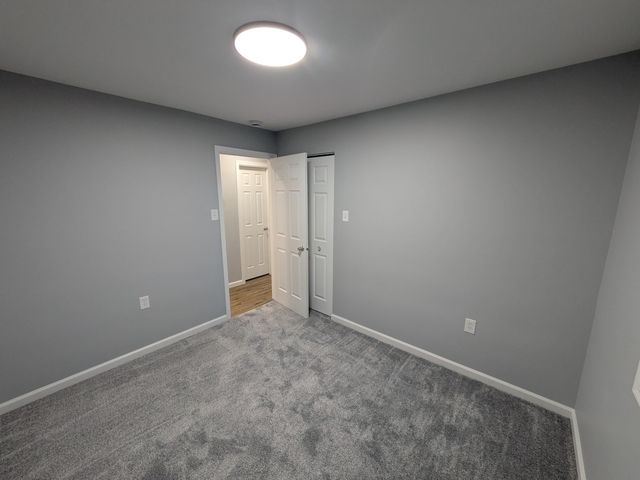 382 Pinewood Drive, Valparaiso, IN 46385