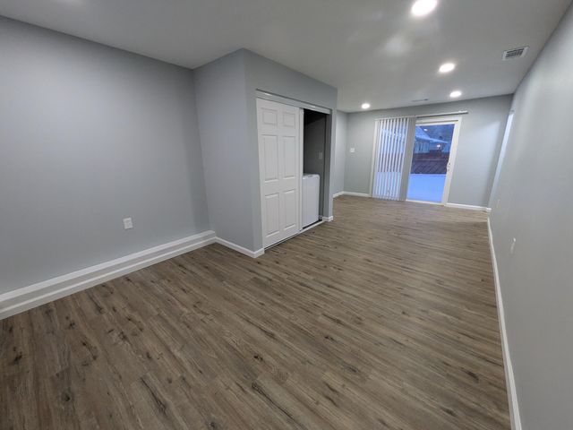 382 Pinewood Drive, Valparaiso, IN 46385