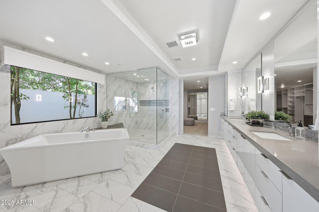 5633 E LAFAYETTE Boulevard, Phoenix, AZ 85018