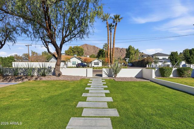 5633 E LAFAYETTE Boulevard, Phoenix, AZ 85018