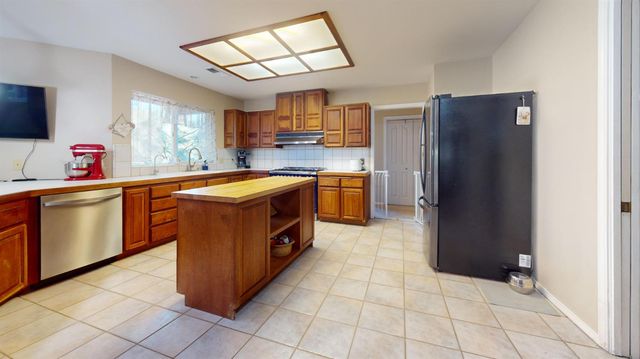 56261 Manzanita Lake Drive, North Fork, CA 93643