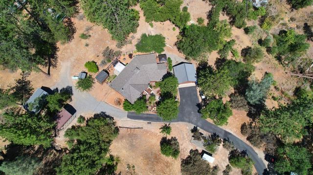 56261 Manzanita Lake Drive, North Fork, CA 93643
