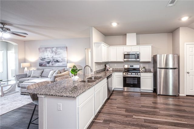 6801 SW Chestnut Hill Road, Bentonville, AR 72713