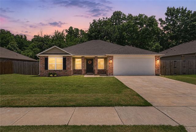 6801 SW Chestnut Hill Road, Bentonville, AR 72713